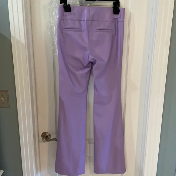 New Alice and Olivia vegan leather pants - Picture 5 of 16